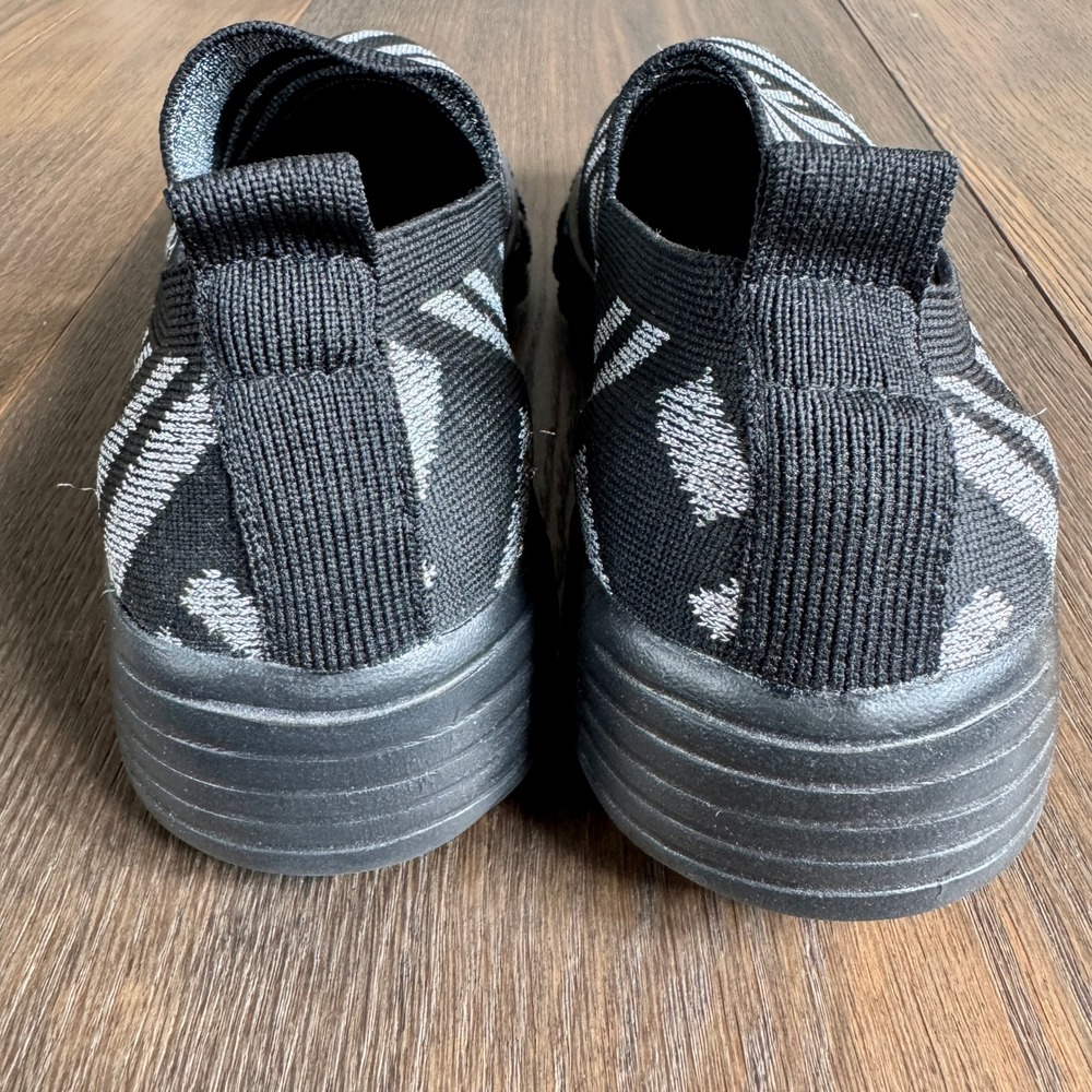 Bernie Mev Womens Peppa Knit Slip On Comfort Shoes EU 37 US 6 Black Silver Vegan - Picture 7 of 11